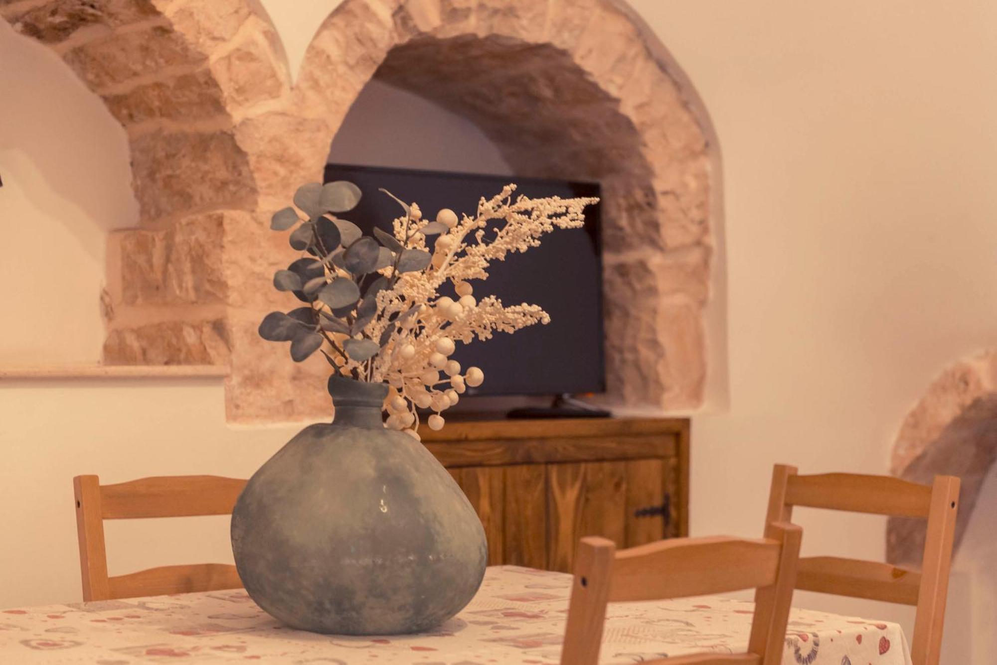 Trulli Antichi Mestieri - Widespread Trulli In The Historic Center Bed and Breakfast Alberobello Eksteriør billede