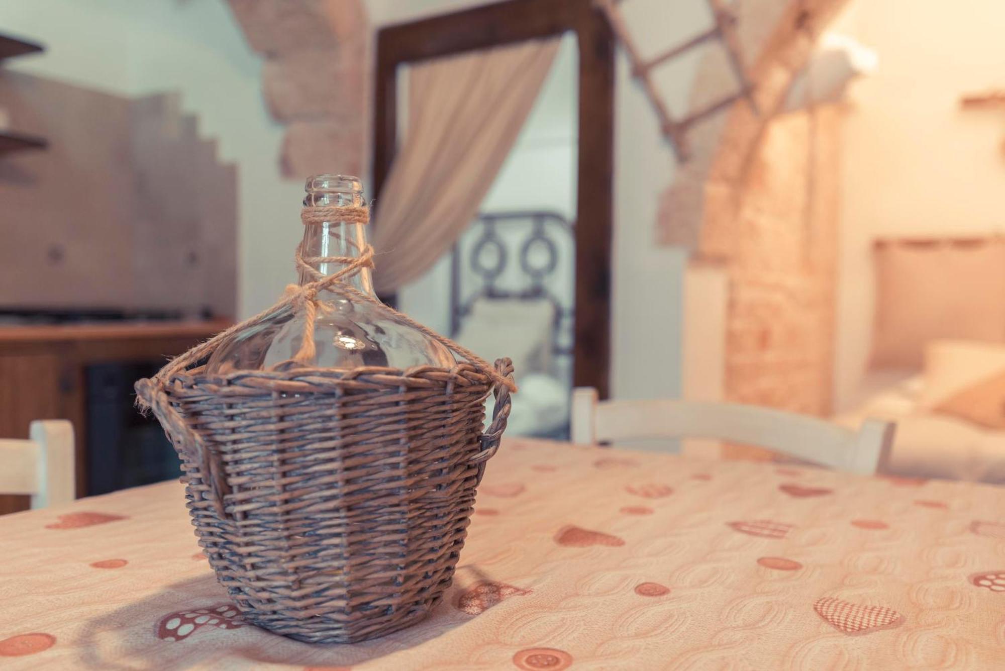Trulli Antichi Mestieri - Widespread Trulli In The Historic Center Bed and Breakfast Alberobello Eksteriør billede