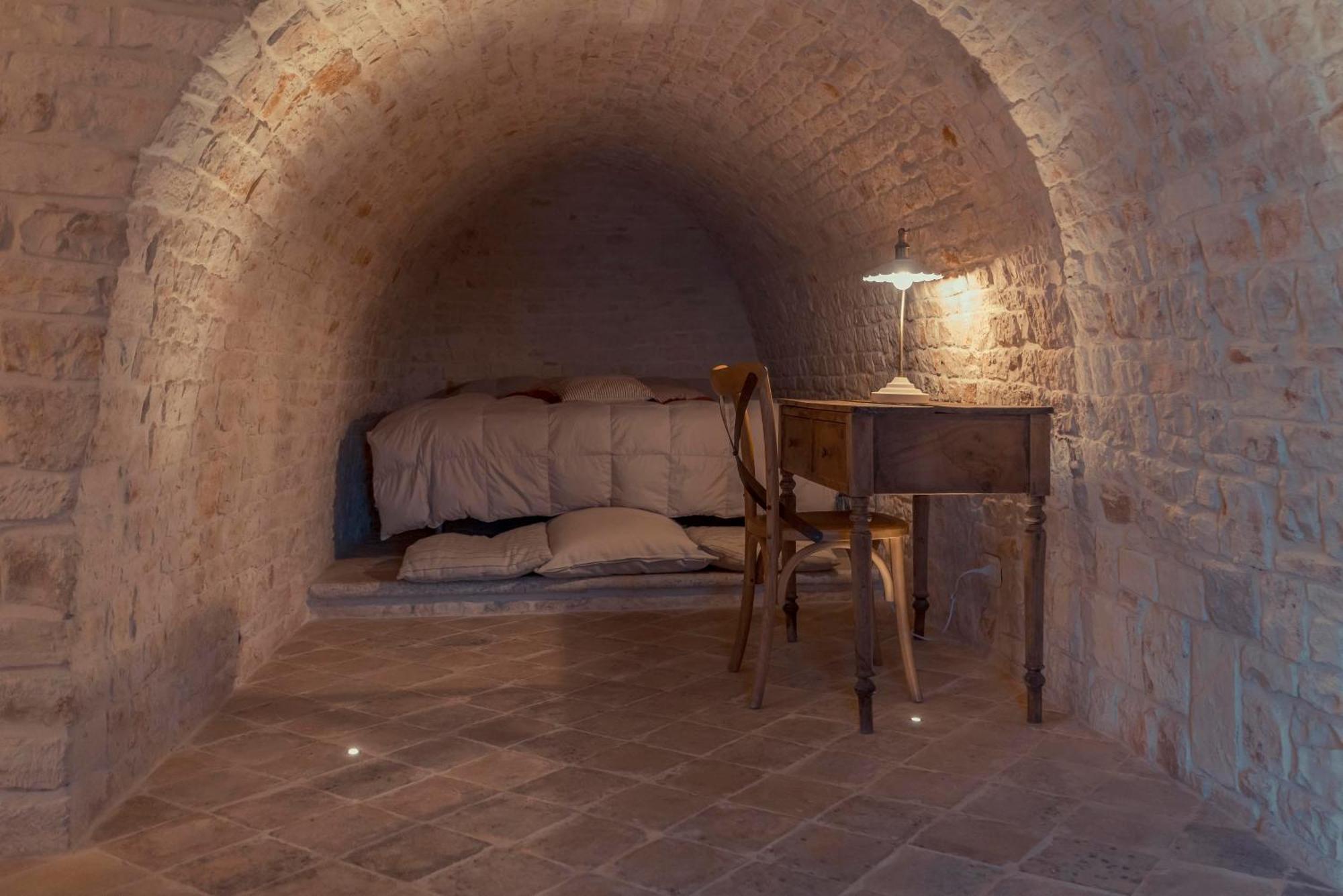 Trulli Antichi Mestieri - Widespread Trulli In The Historic Center Bed and Breakfast Alberobello Eksteriør billede