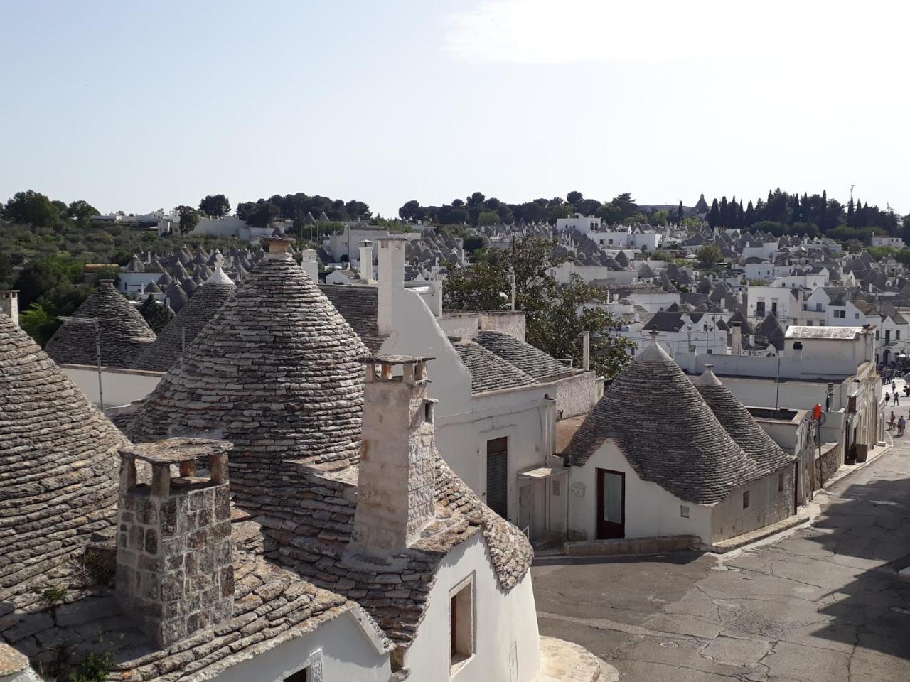 Trulli Antichi Mestieri - Widespread Trulli In The Historic Center Alberobello Eksteriør billede